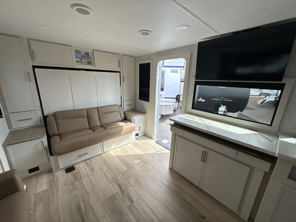 2026 Brinkley Model Ix 20X, Photos photo 25