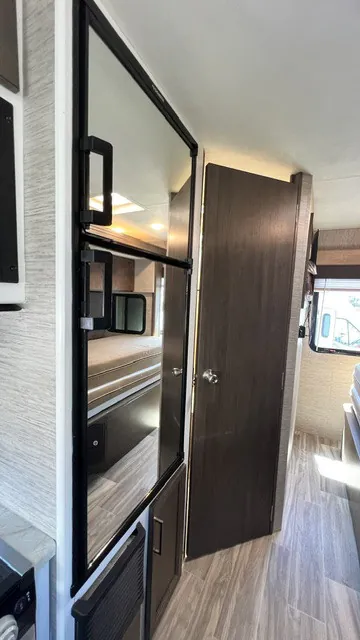2021 Thor Motor Coach Freedom Elite 22FE, Photos photo 8
