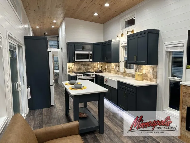 2026 Elevation 7 Series 7-121 - Photo 2