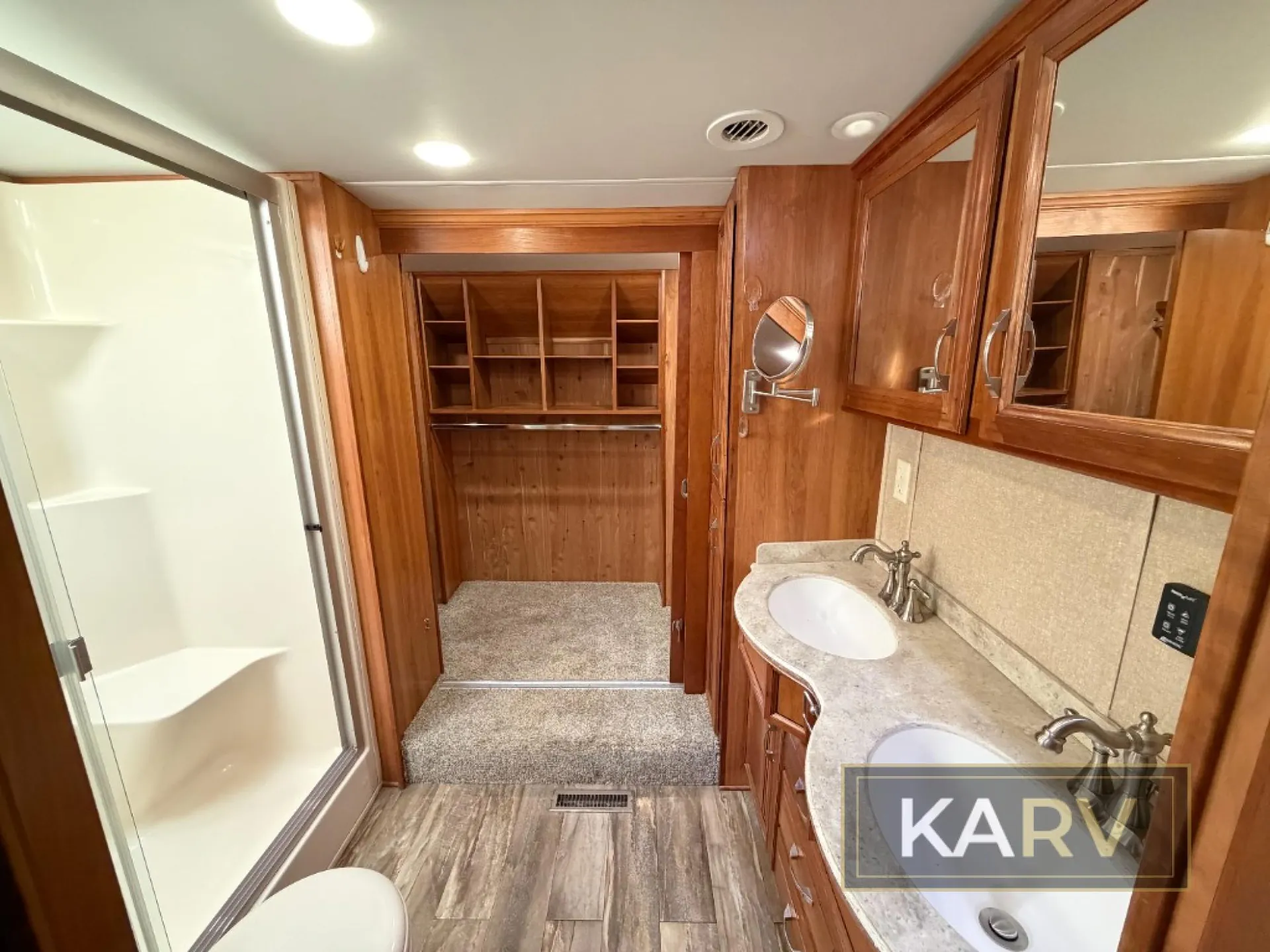 2017 DRV Mobile Suites 39DBRS3 - Photo 4