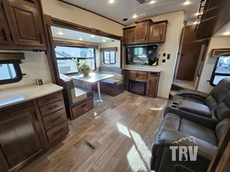 2025 Outdoors RV Glacier Peak Titanium Series 26RKS - Photo 2
