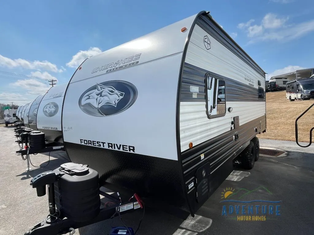 2026 Forest River Cherokee Grey Wolf 18RR - Photo 3