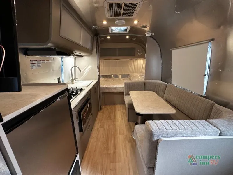 2026 Airstream Caravel 22FB - Photo 3