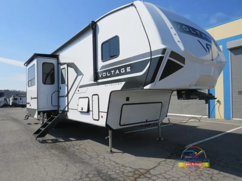 2026 Dutchmen RV Voltage 3600 - Photo 2