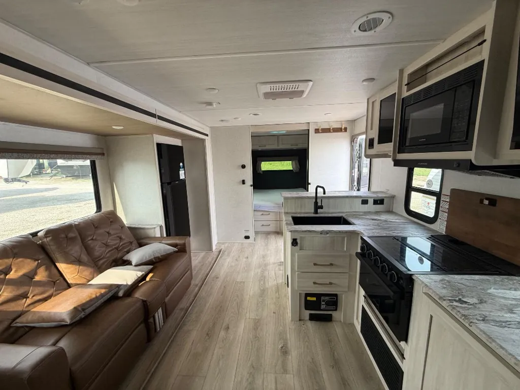 2024 Forest River Surveyor Legend 260BHLE, Photos photo 3
