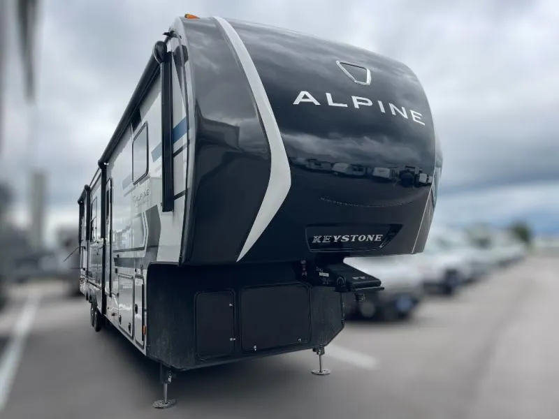 2026 Keystone Alpine Avalanche Edition 380LT - Photo 2