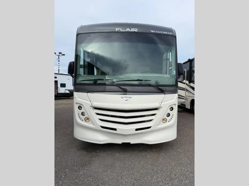 2021 Fleetwood Flair SUP - Photo 2