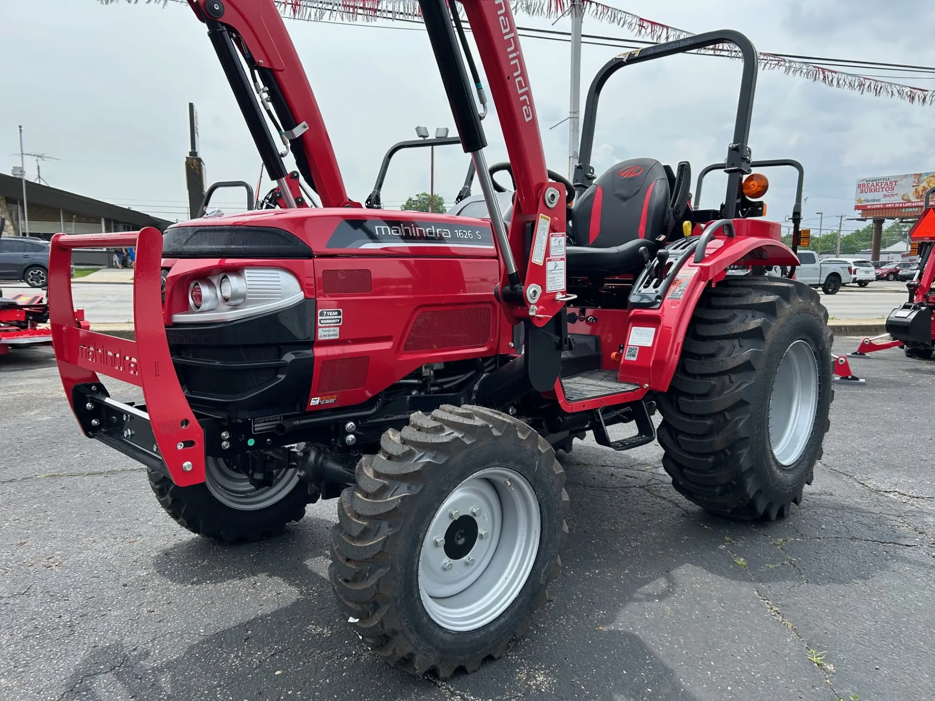 2026 Mahindra 1626 1626 SHU - Main photo