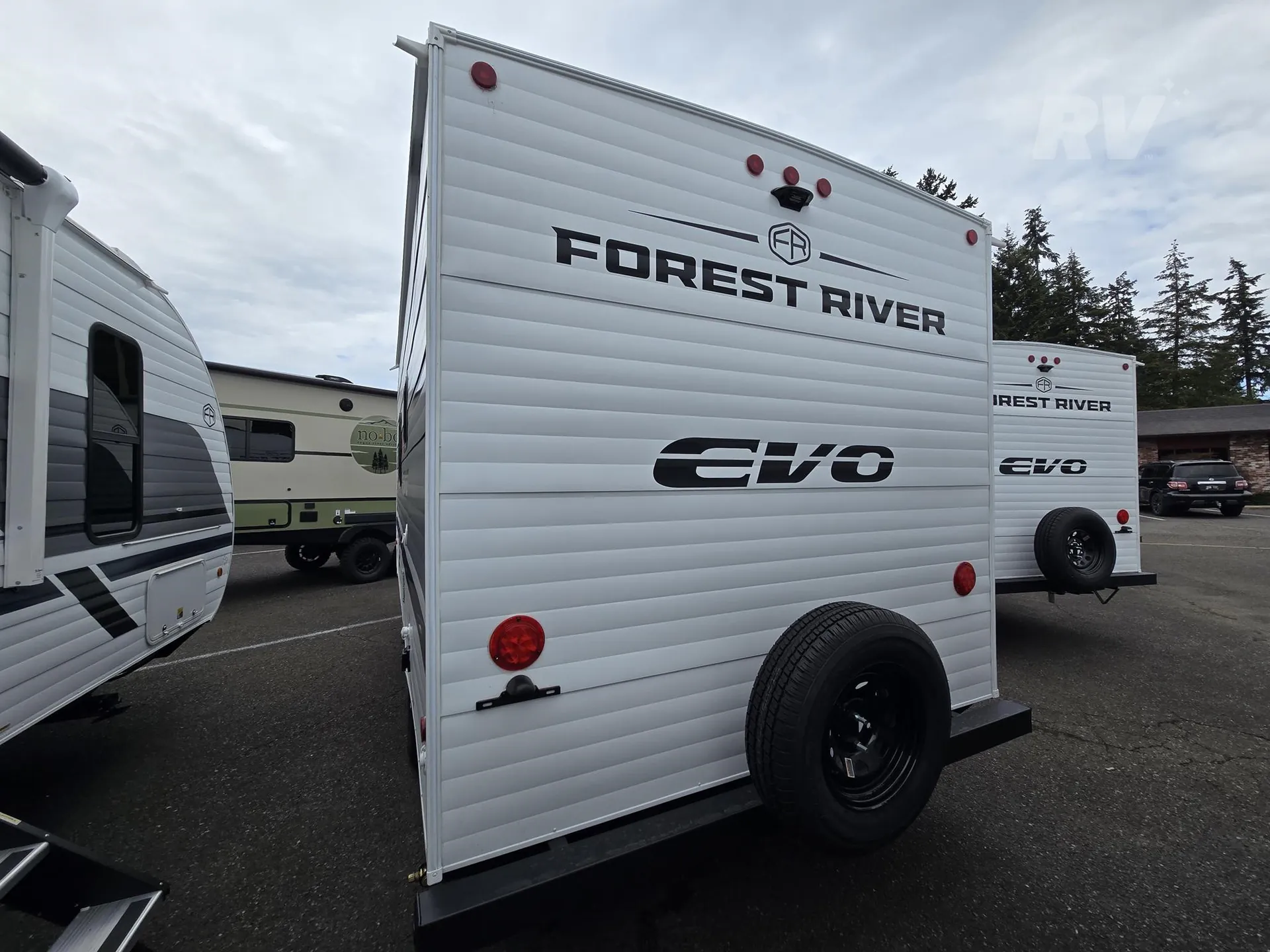 2027 Forest River EVO Select 164FBLE — Photo 6