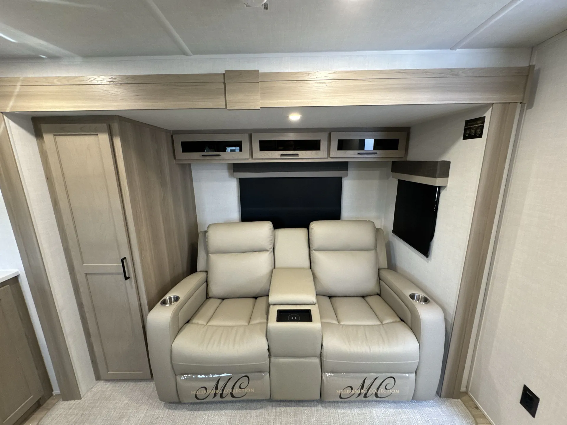 2026 Forest River Rockwood Mini Lite 2515S — living area main