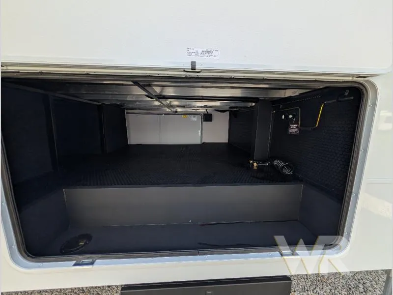 2027 Brinkley Model Z 3600 - Photo 3