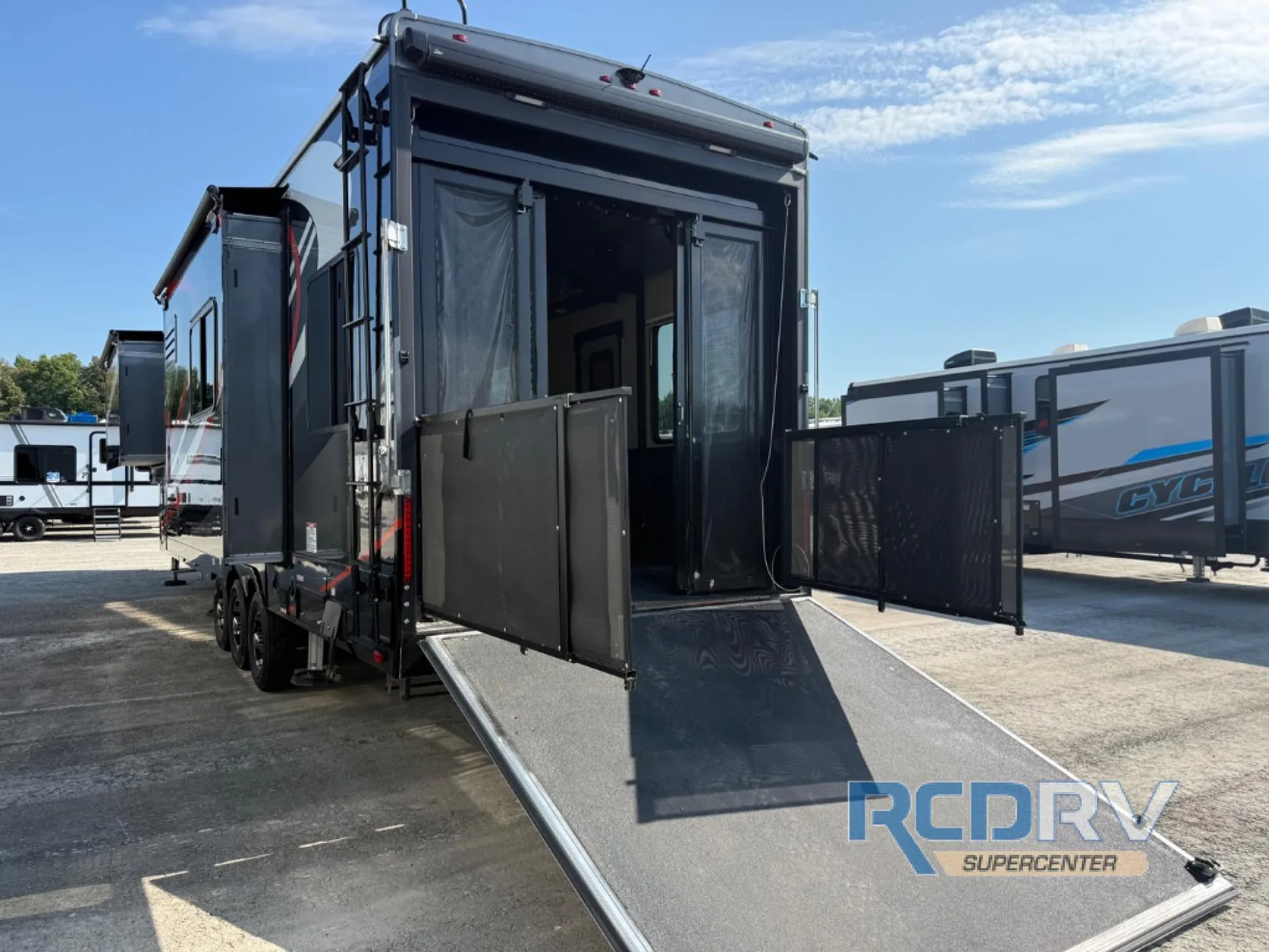 2018 Heartland Road Warrior 411