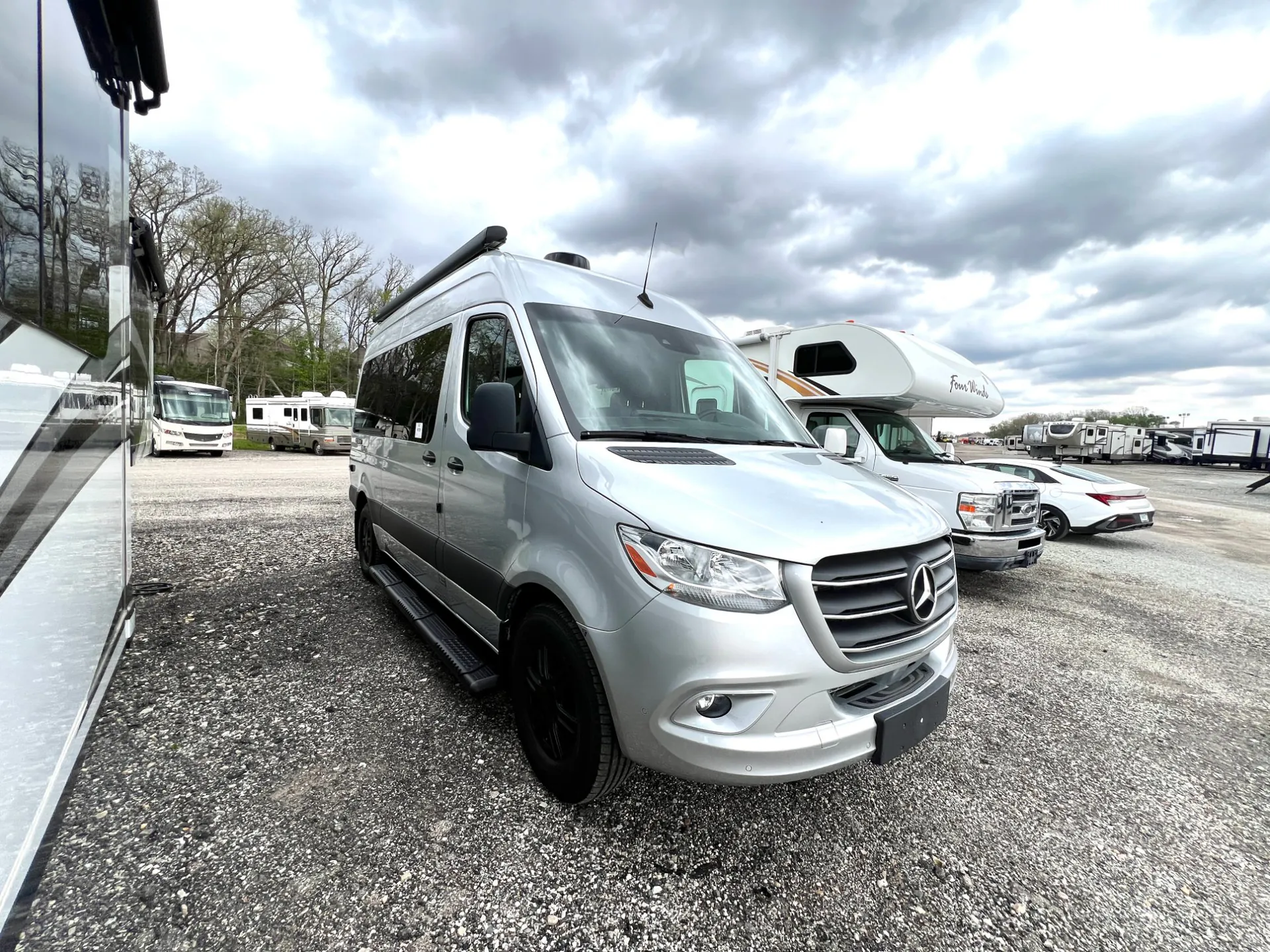 2024 Thor Motor Coach Freedom Elite Van 19R - Photo 2
