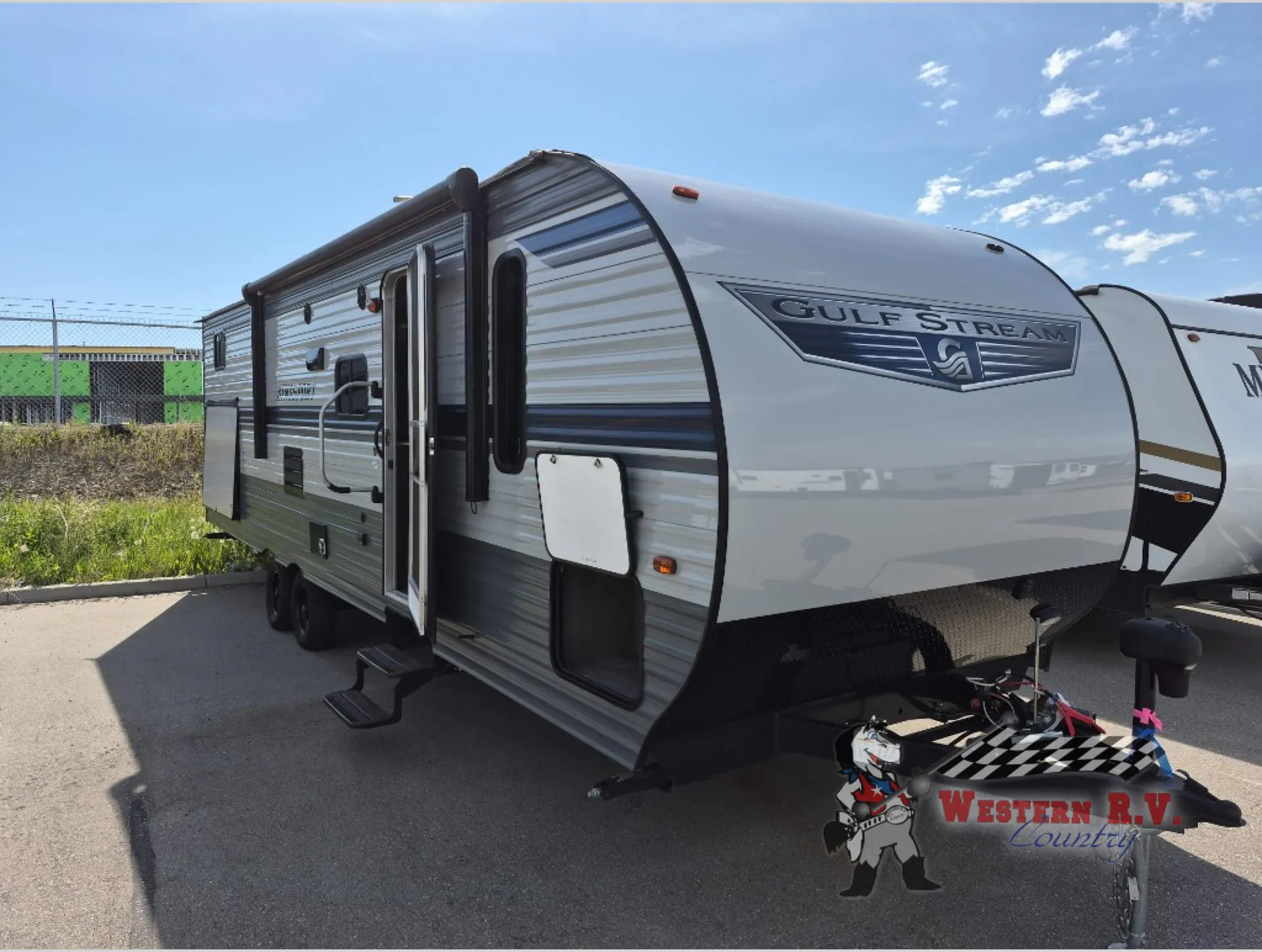 2021 Gulf Stream Kingsport Ultra Lite 279BH - Photo 3