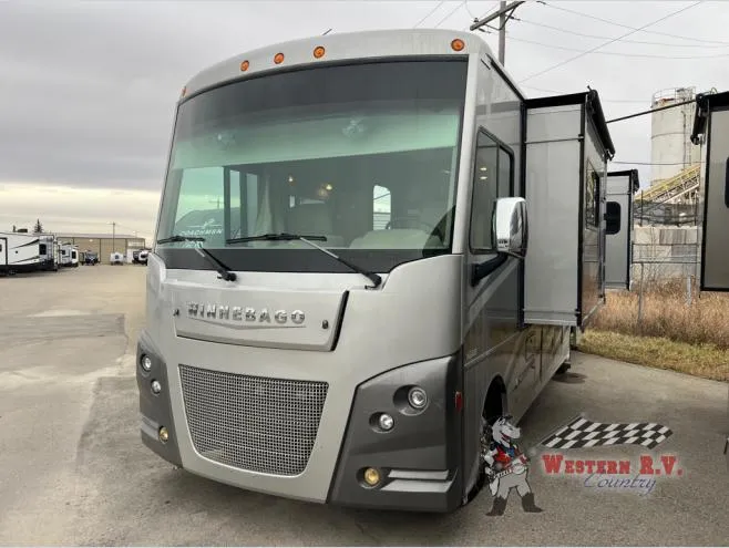 2018 Winnebago Vista LX 30T - Main photo