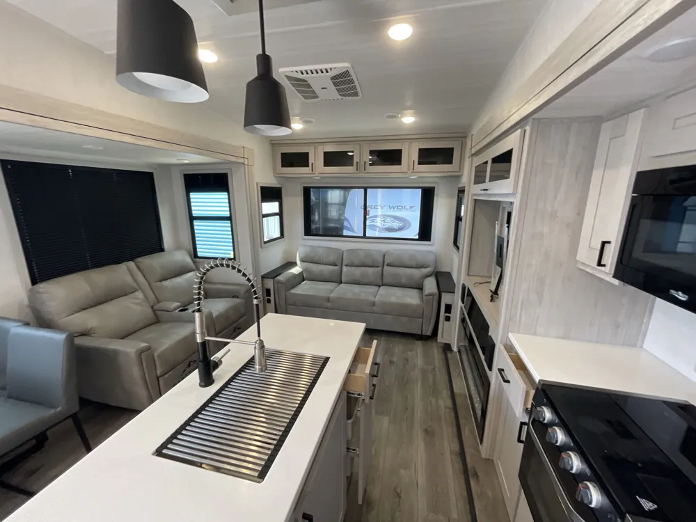 2025 East to West Blackthorn 3100RL — living area main