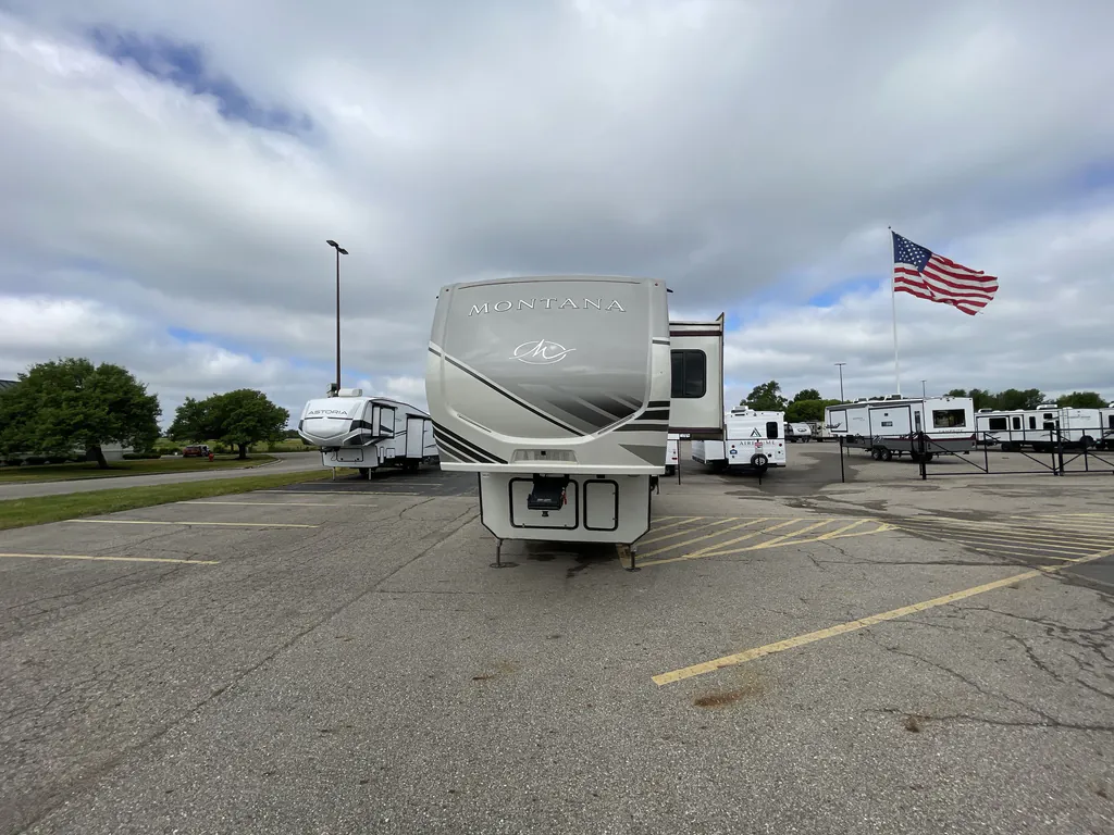 2022 Keystone Montana 3231CK, Photos photo 4