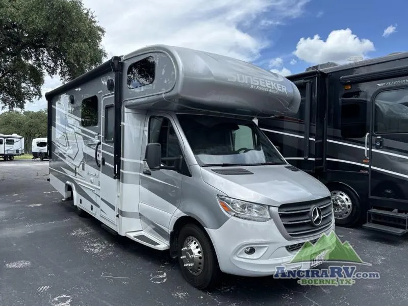2023 Forest River Sunseeker MBS 2400DSB - Photo 2