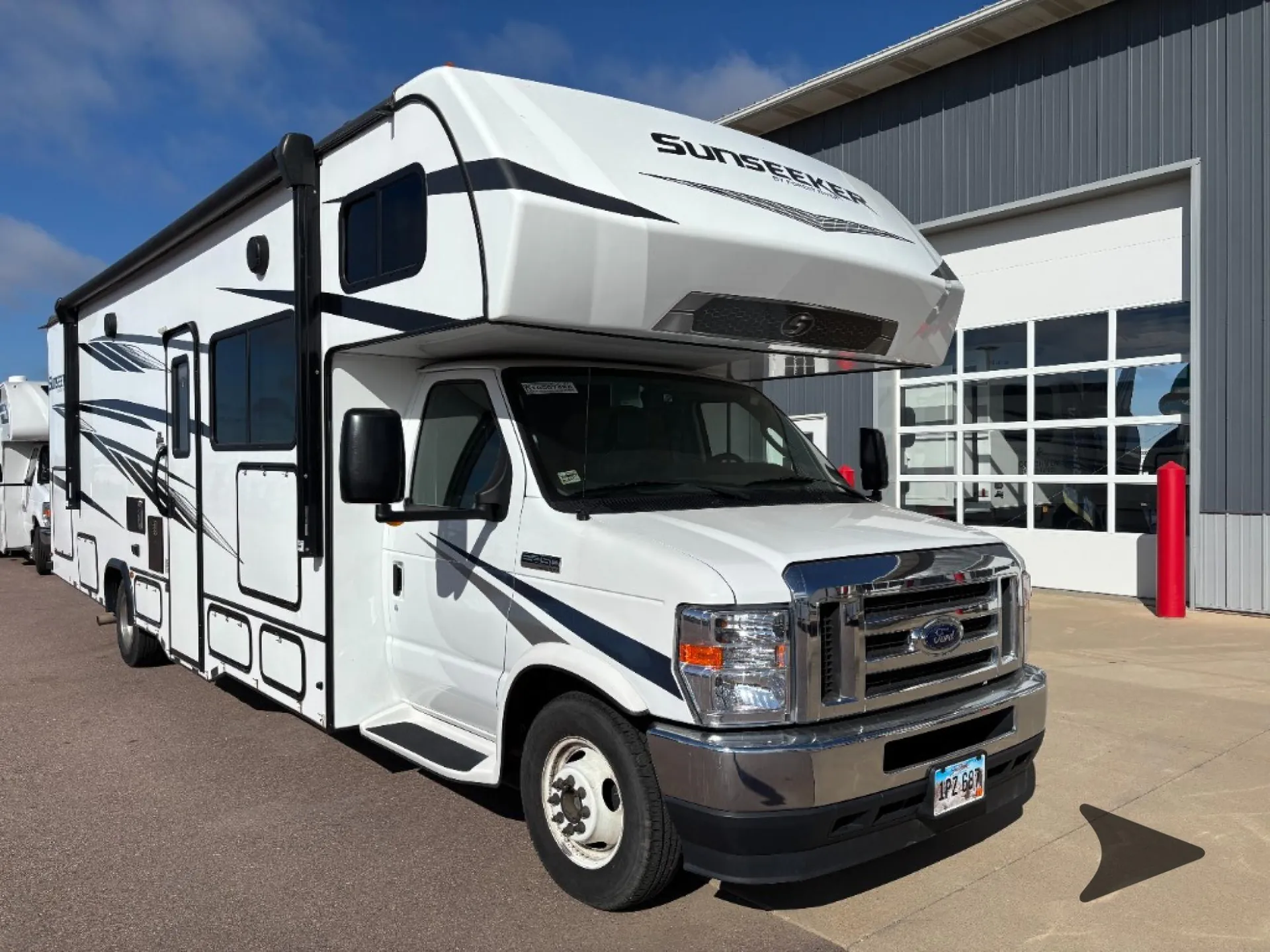 2022 Forest River Sunseeker Classic 3050S - Photo 3