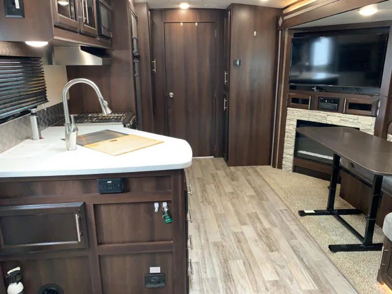 2019 Jayco White Hawk 23MRB - Photo 4