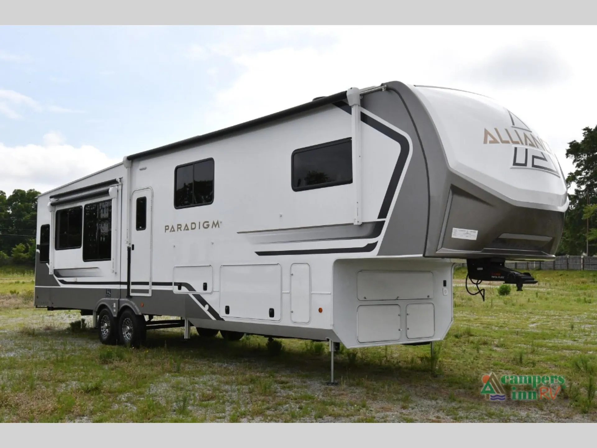 2025 Alliance RV Paradigm 380MP - Photo 2