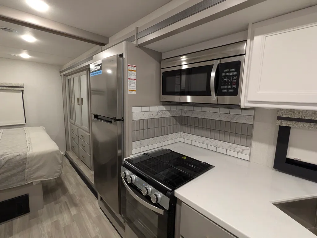 2026 Thor Motor Coach Windsport 29L, Photos photo 18