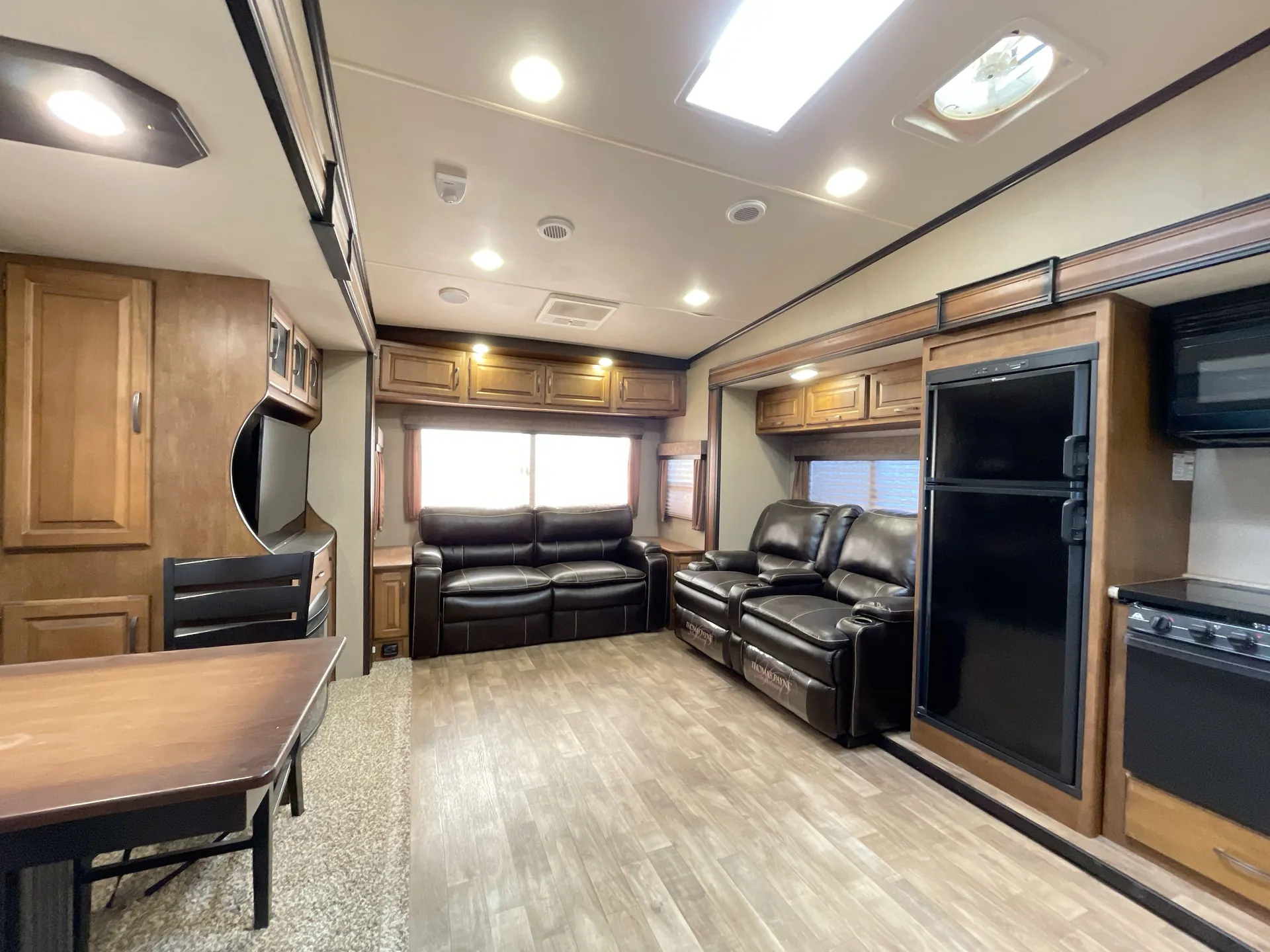 2017 Grand Design Reflection 27RL — living area main