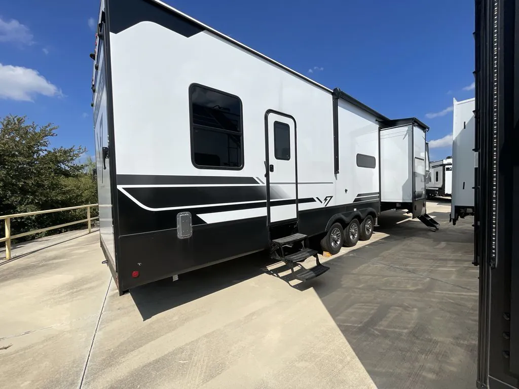 2026 Dutchmen Voltage Triton 4013 - Photo 3