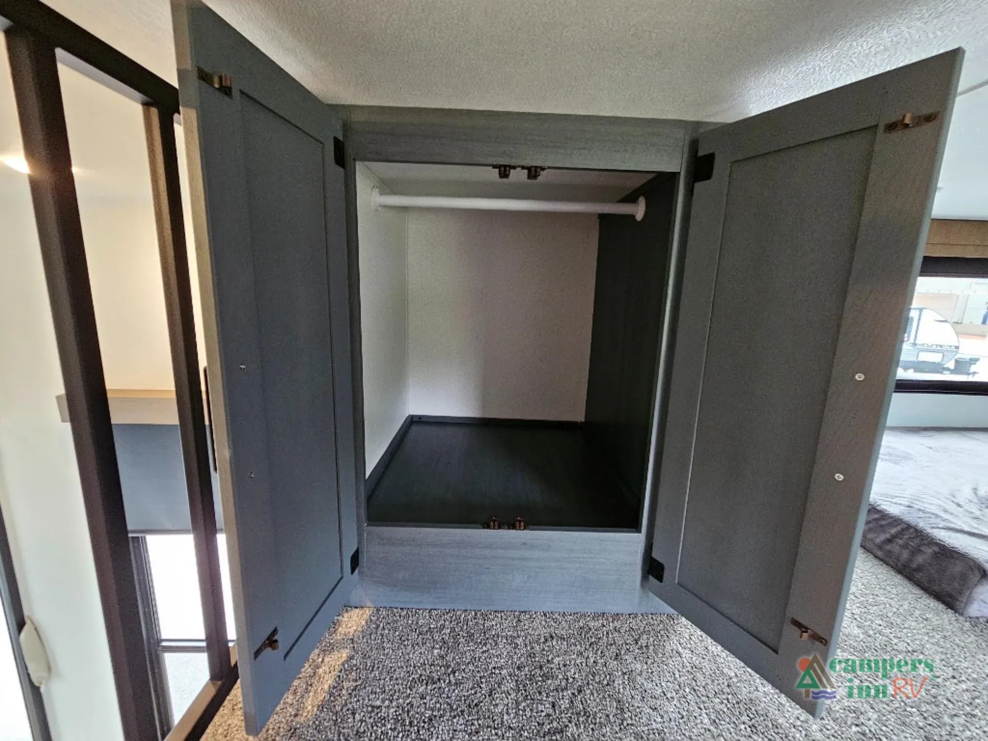 2027 Forest River Puma Vista 402LFT — Photo 6