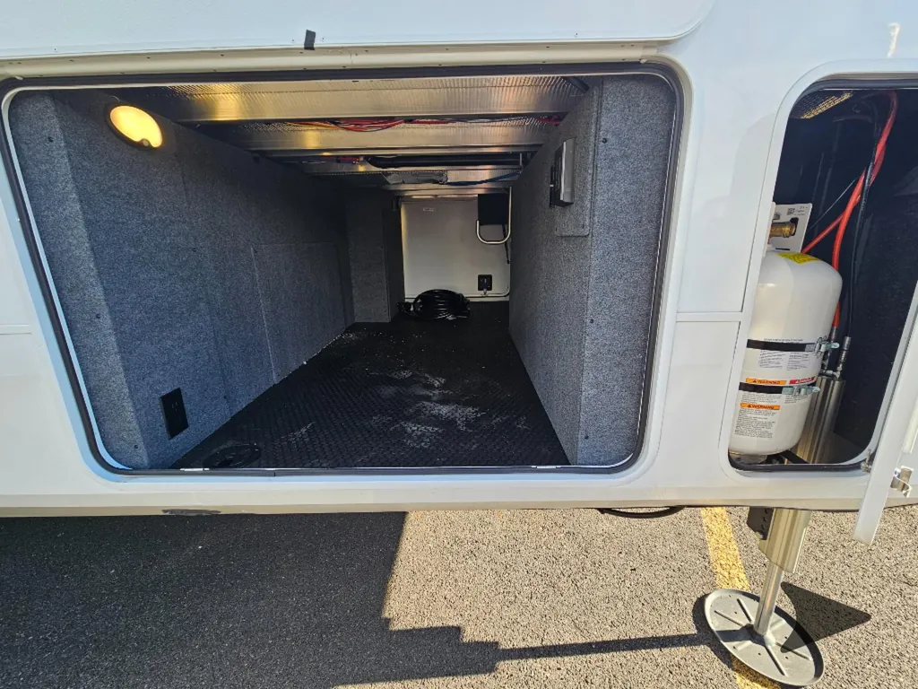 2027 Jayco North Point 391TBBH, Photos photo 11