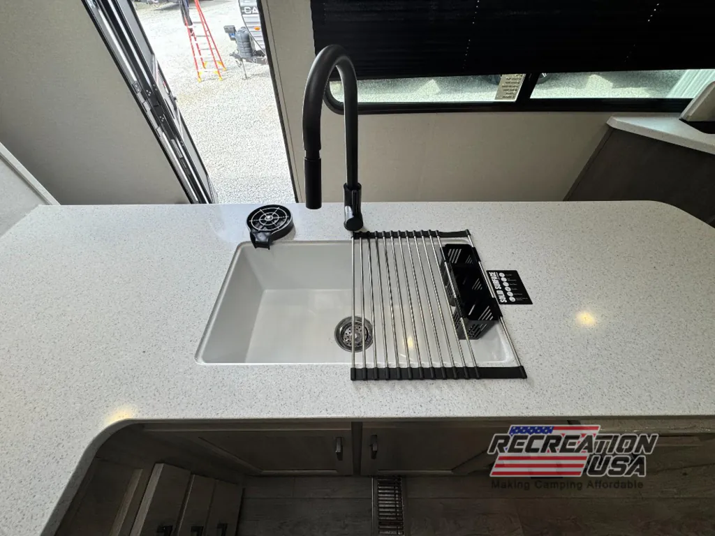 2026 Coachmen Catalina Legacy Edition 283RNR, Photos photo 21