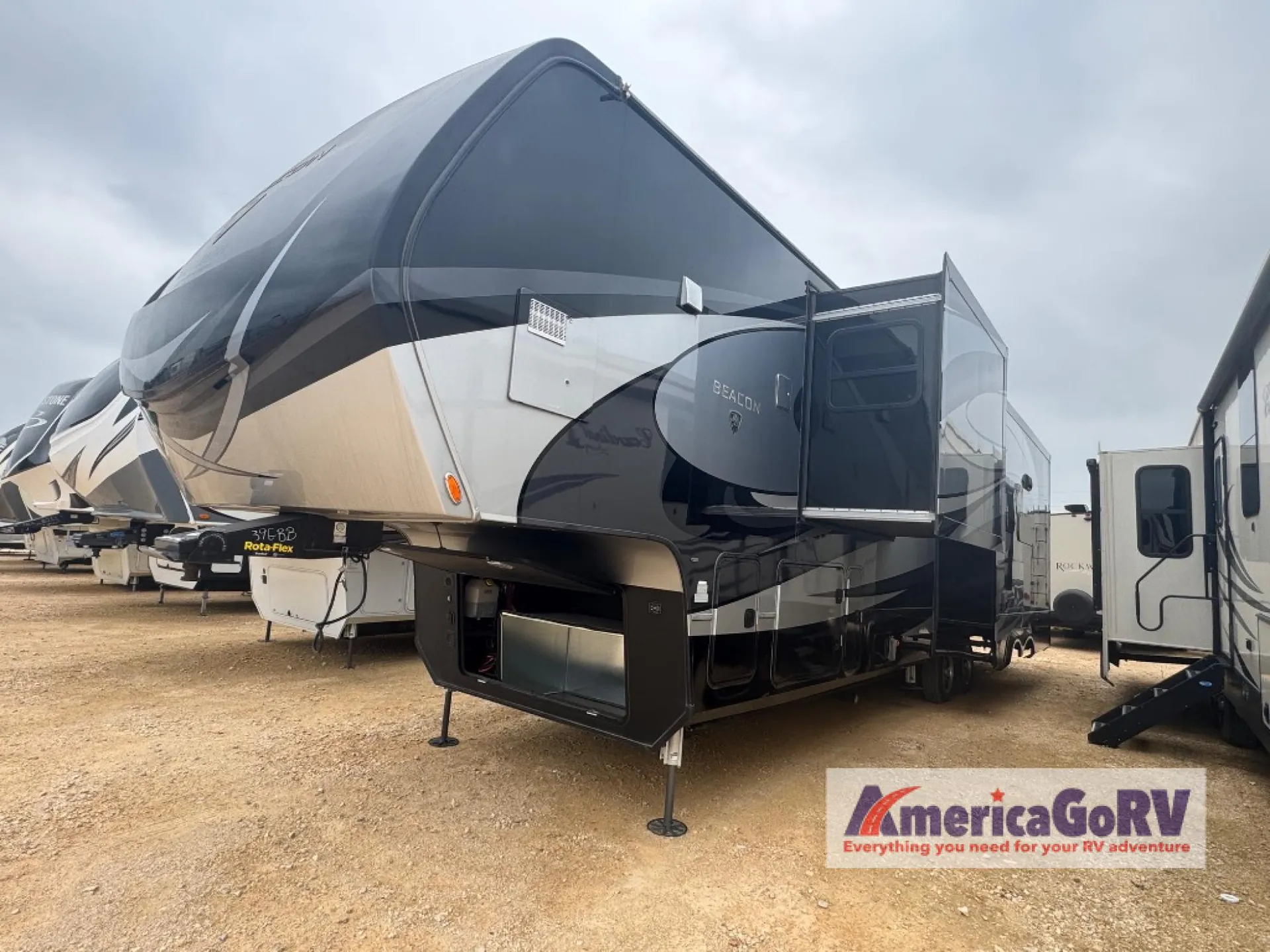 2020 VanLeigh RV Beacon 39GBB - Photo 3