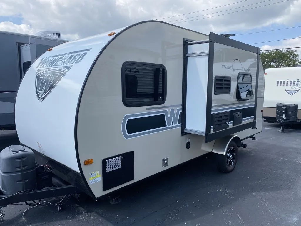 2017 Winnebago Winnie Drop WD170S - Photo 3