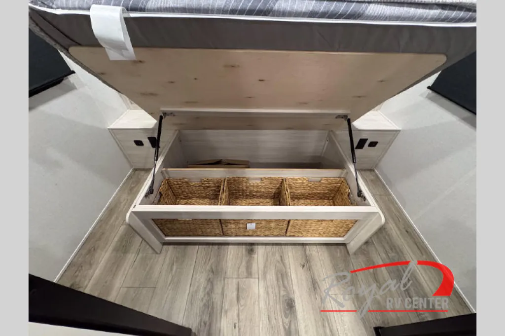 2027 Forest River R-Pod RP-207, Photos photo 9