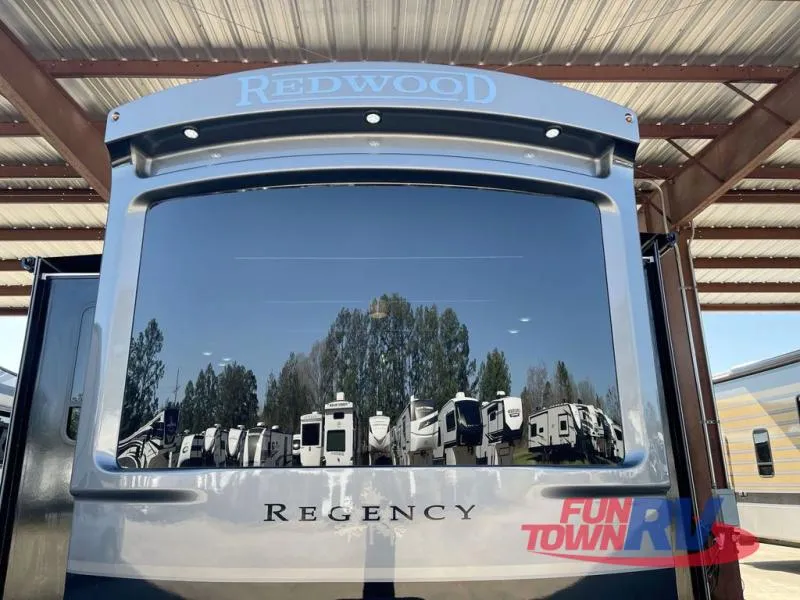 2025 Redwood RV Regency 3721FDB - Photo 2