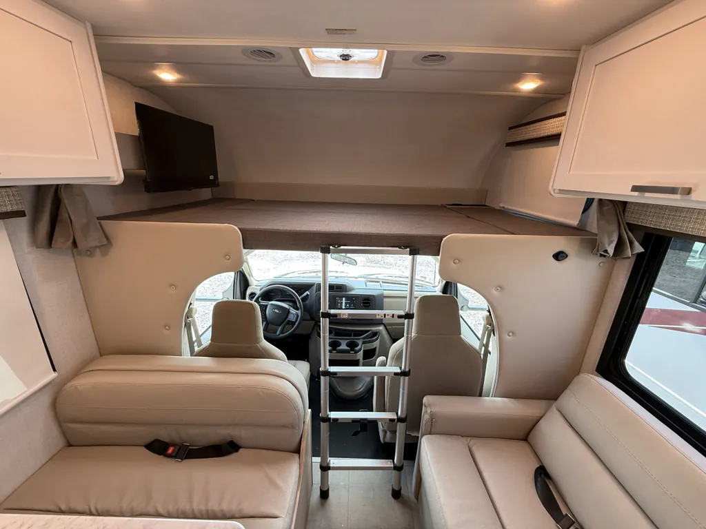 2026 Thor Motor Coach Freedom Elite 28HZ, Photos photo 10