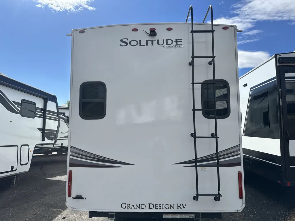 2023 Grand Design Solitude 330RE - Photo 4