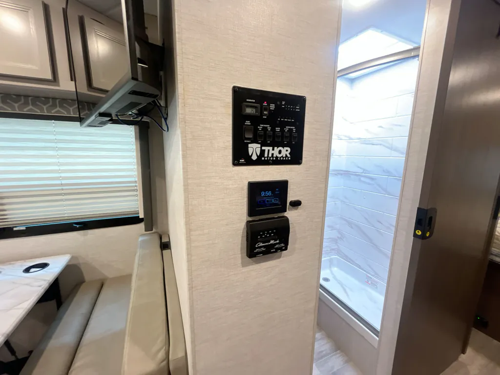 2024 Thor Motor Coach Freedom Traveler A29, Photos photo 21