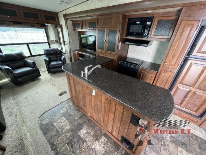 2013 Coachmen Chaparral 325MKS - Photo 4