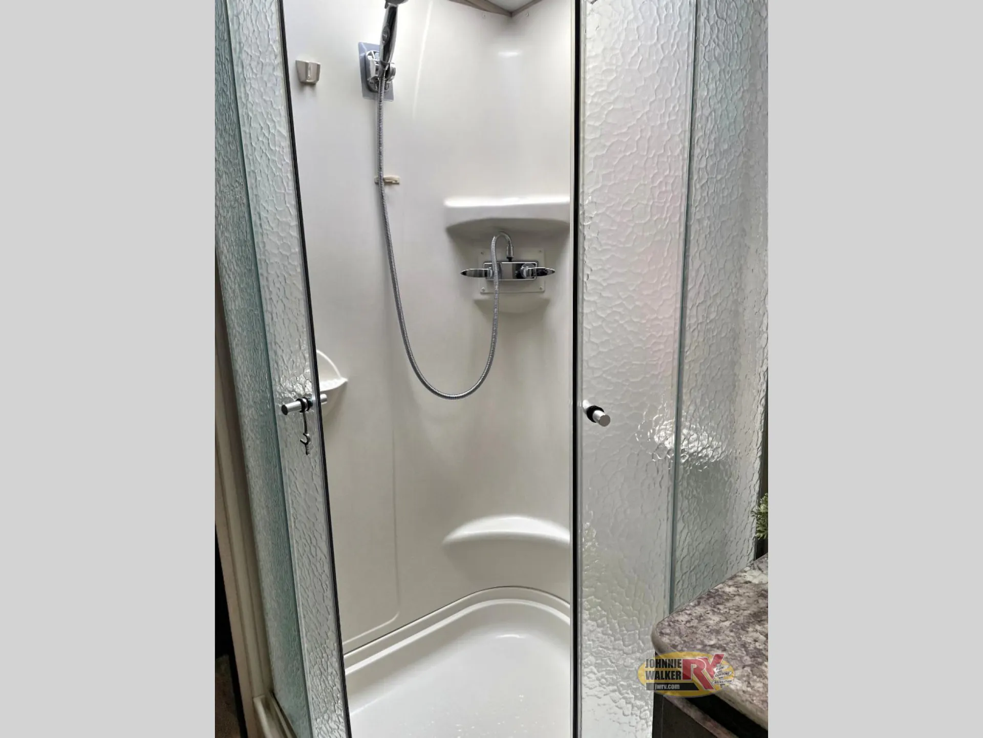 2016 Forest River Surveyor 265RLDS — Photo 7