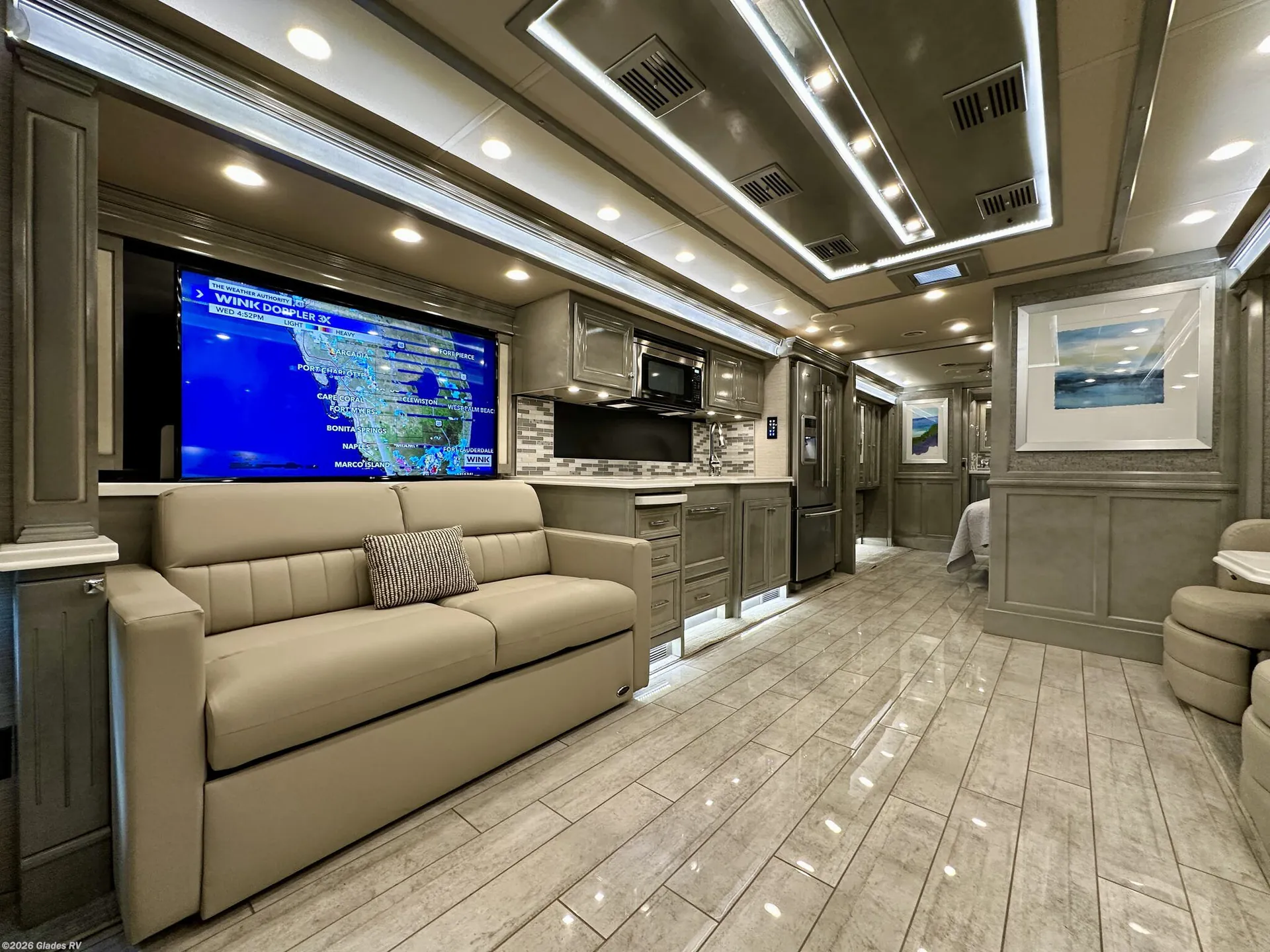 2020 Tiffin Phaeton 37 BH - Photo 4