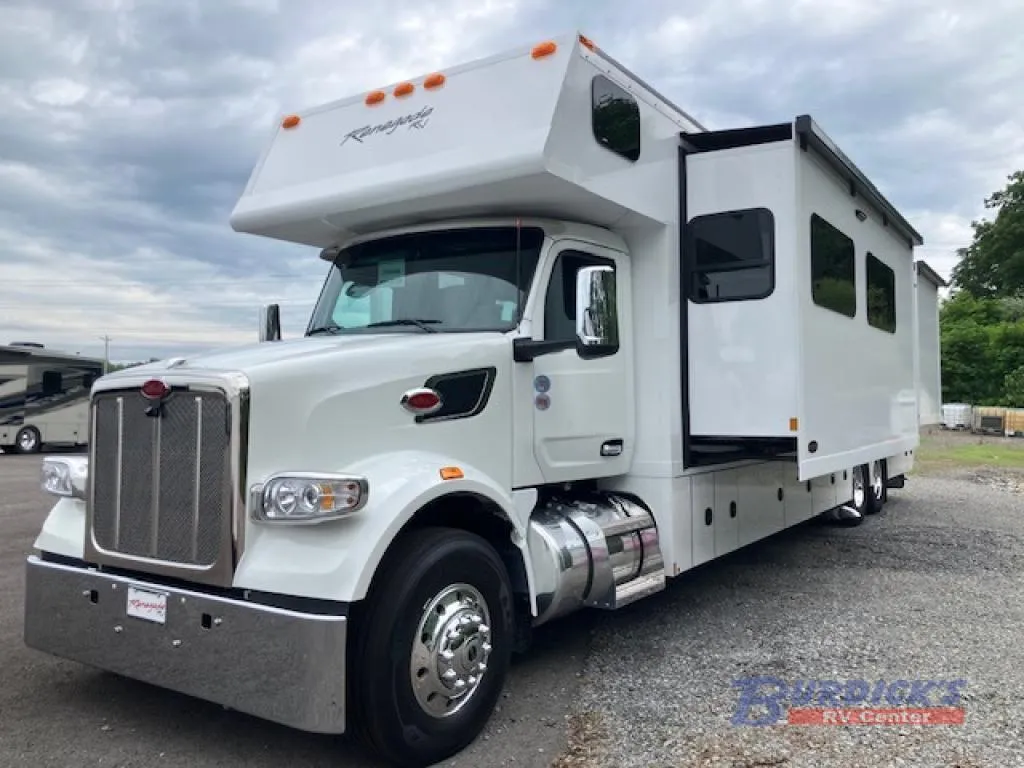 2027 Renegade RV Classic 45CMR - Photo 3