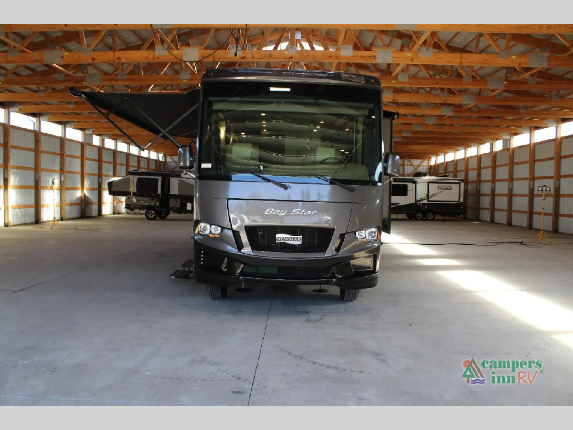 2021 Newmar Bay Star 3312 - Photo 4