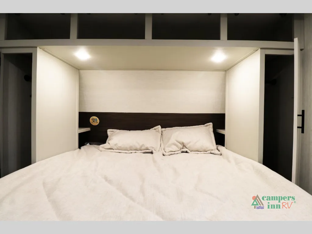 2026 Forest River Westbrook Luxury 305DBLC, Photos photo 37