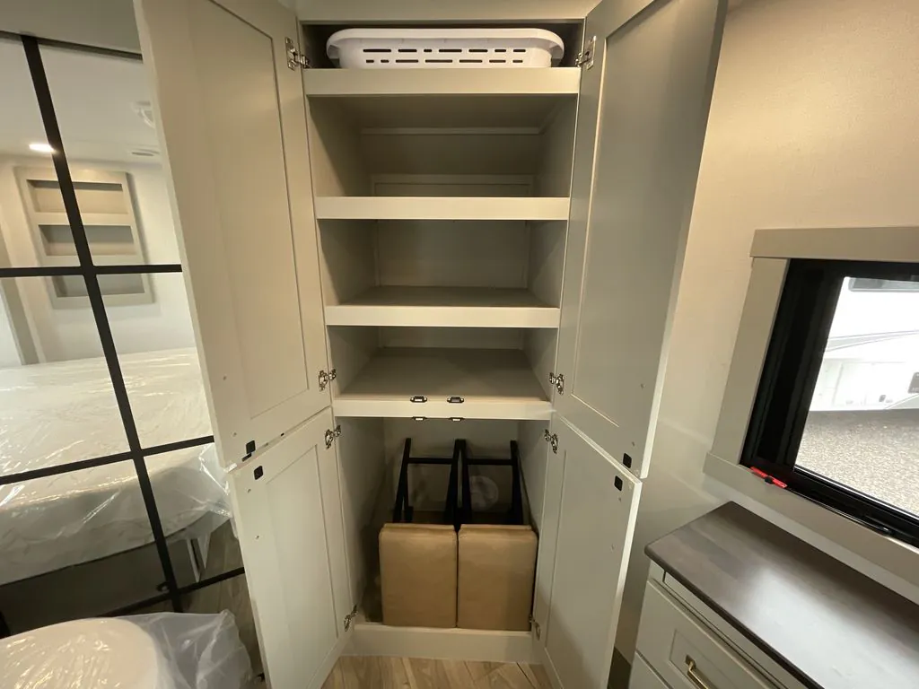 2026 Brinkley Model G 3970, Photos photo 27