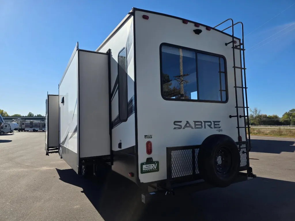 2020 Forest River Sabre 36BHQ, Photos photo 4