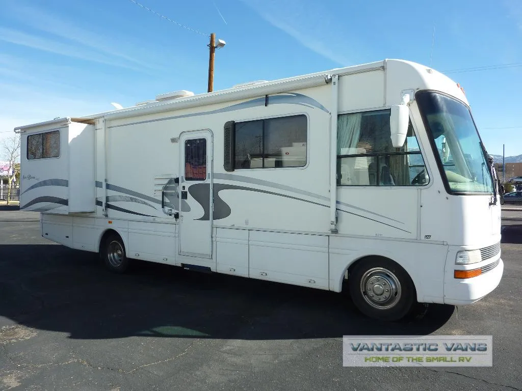 2002 National RV SEABREEZE 8311LX - Photo 3