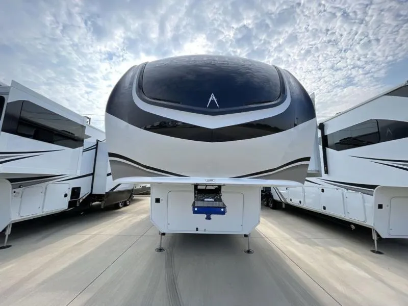 2026 Grand Design Solitude 370DV - Photo 4