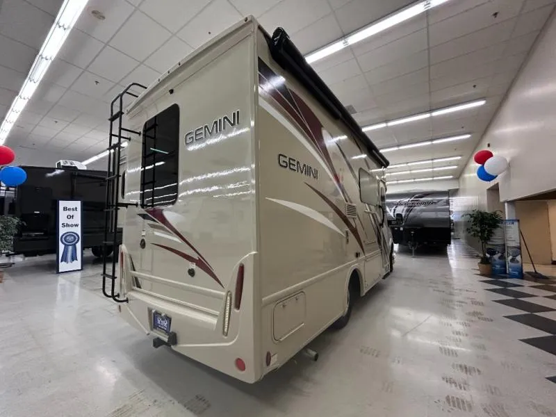 2019 Thor Motor Coach Gemini 24TF - Photo 4