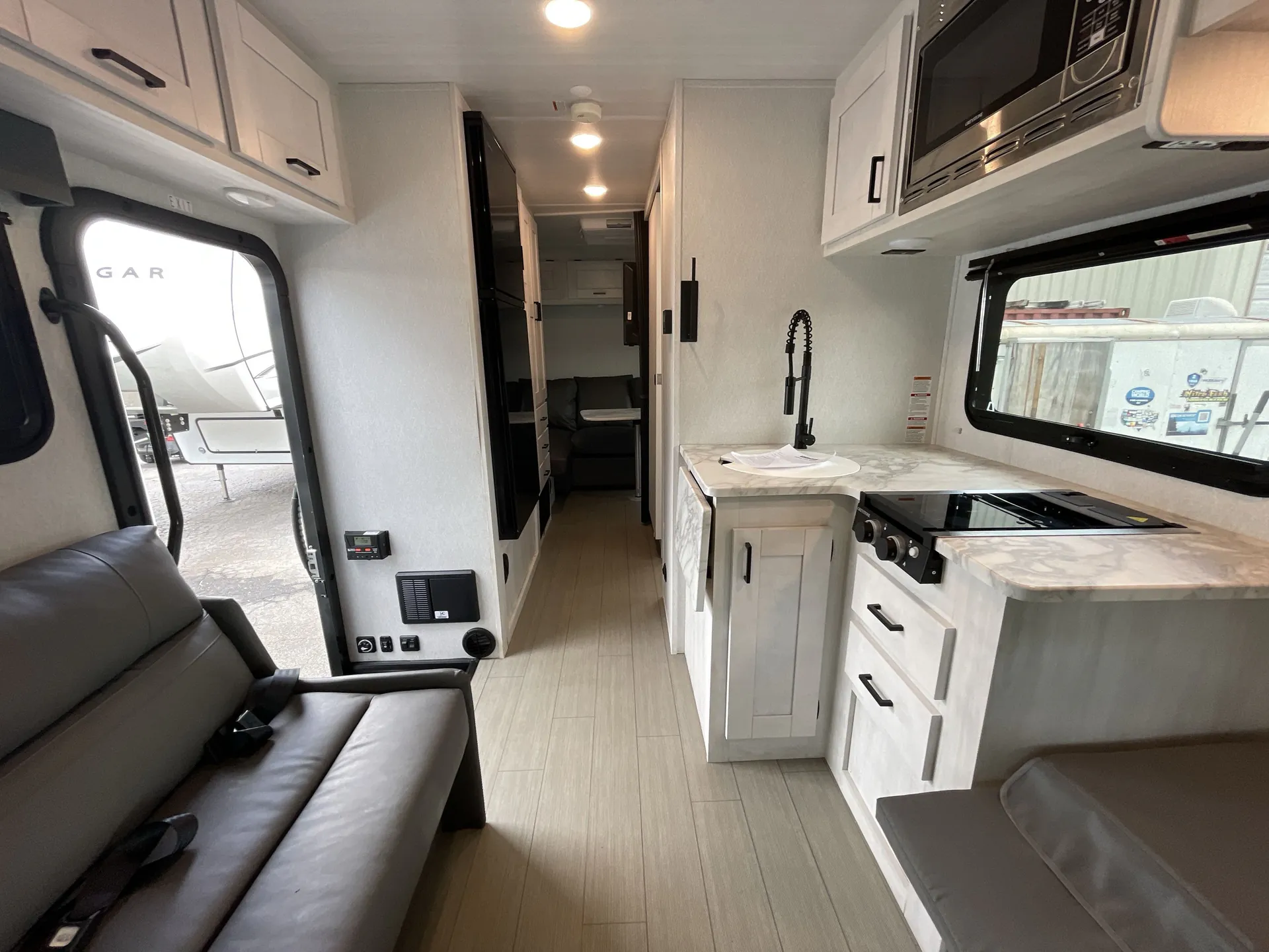 2024 East to West Entrada 24RL — living area main